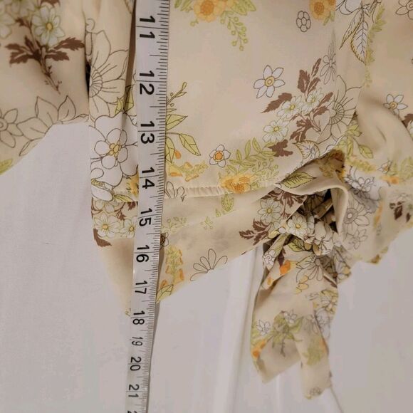 Madden Nyc Womens Crop Top Size XXL Floral Hippie Retro Boho - Picture 6 of 7